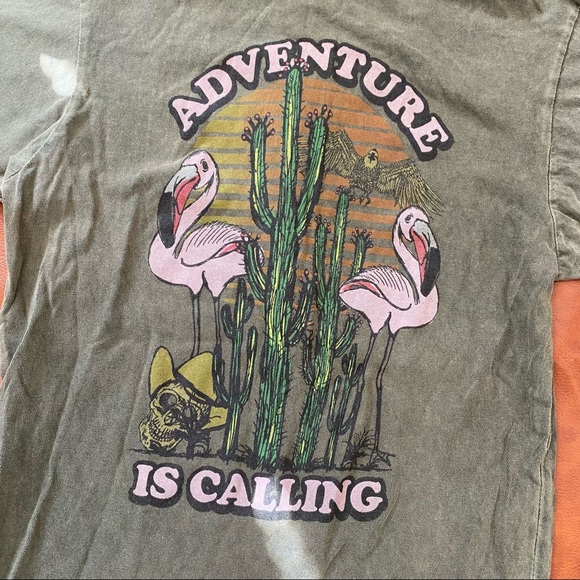 Green Adventure is Calling 100% cotton graphic tee - Picture 2 of 3